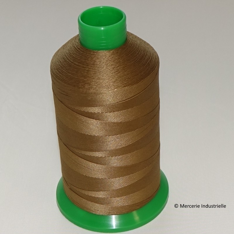 FIL TENAX Polyester N°40 – Bobine de 4 000 m – Col : NOIR FIL TENAX Polyester N°40 – Bobine de 4 000 m – Col : NOIR