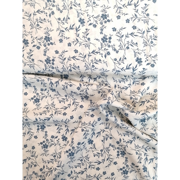 Viscose fleurs bleu fond blanc 001