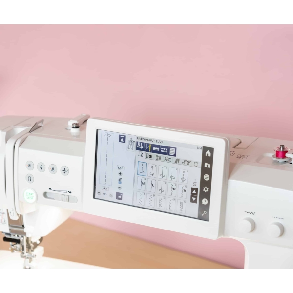 Elna eXcellence 790PRO NOUVEAU modèle